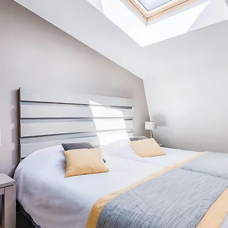 Appartement Beautiful In With Wifi, Outdoor Swimming Pool And Heated Swimming Pool